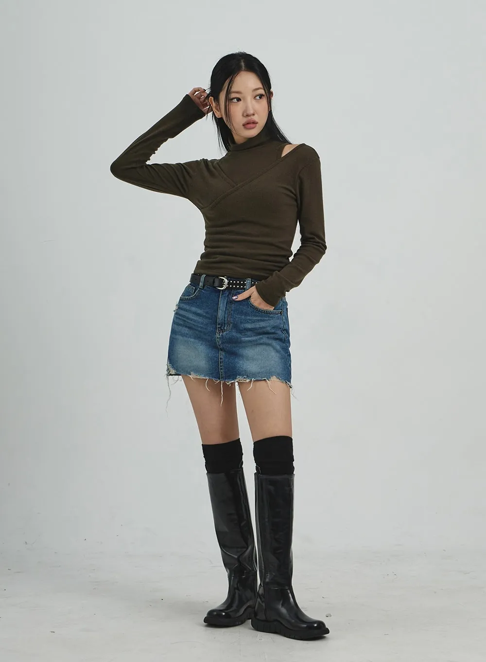 Layered Turtleneck And Cross Top Set CD12