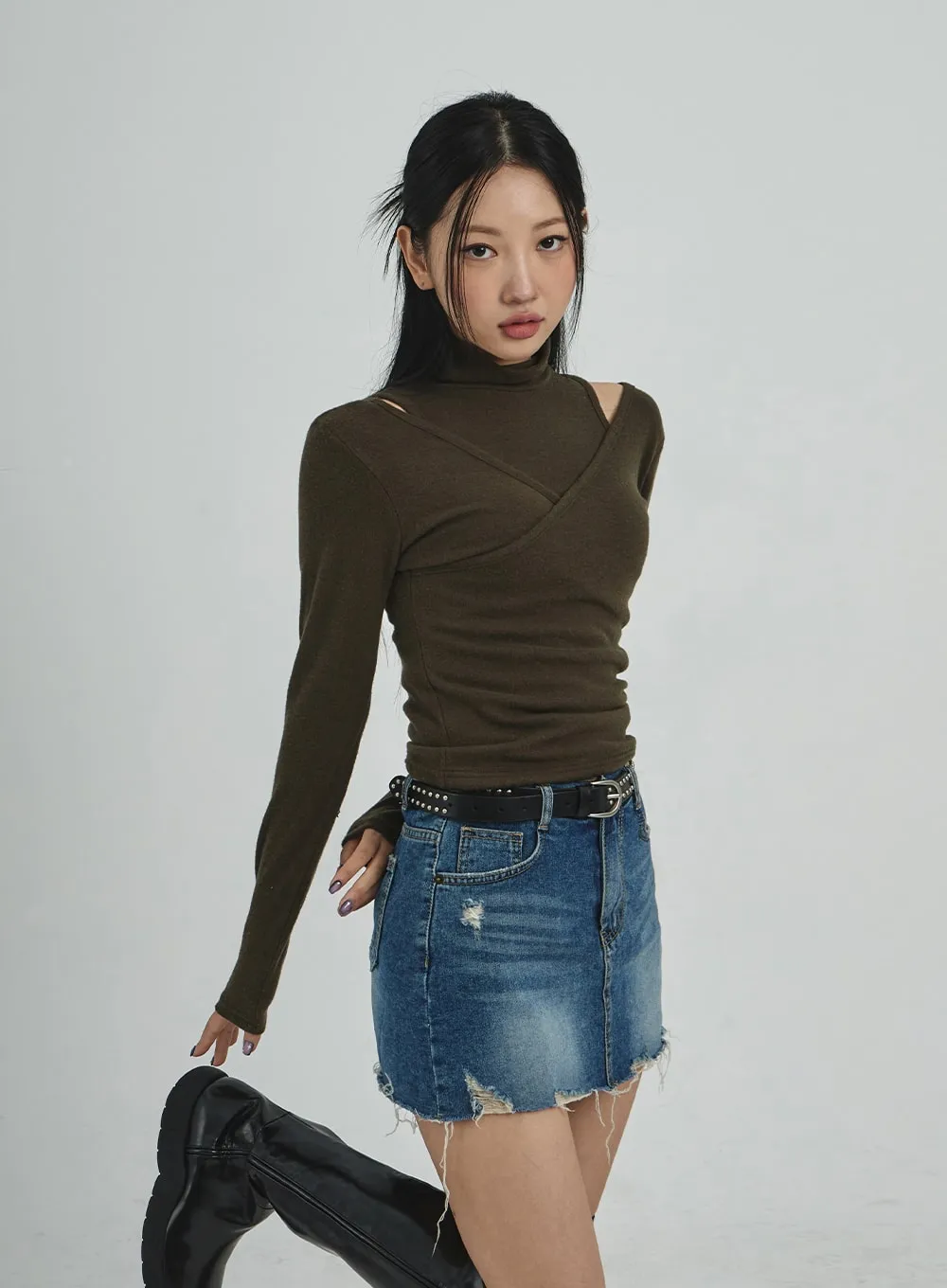Layered Turtleneck And Cross Top Set CD12