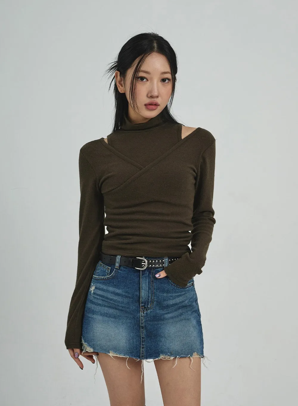 Layered Turtleneck And Cross Top Set CD12