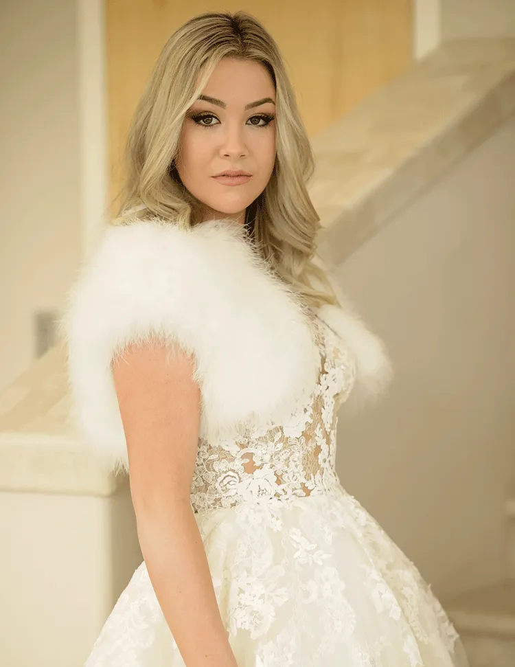 Lilly - Feather Bolero in Ivory